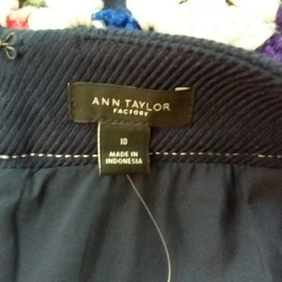 Ann Taylor Women's Navy Blue Skirt NWT - Picture 6 of 8